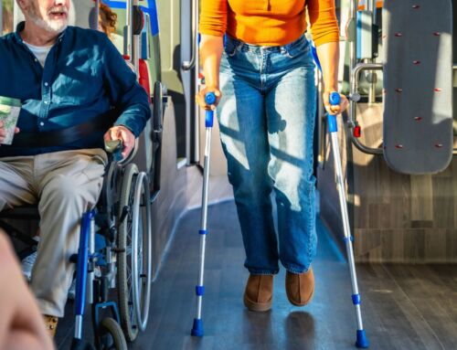 Personas con discapacidad solicitan mejores condiciones en el servicio de bus